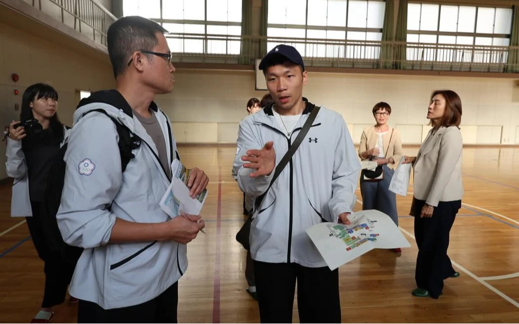 亞運｜中華代表團最大中繼站「Taiwan」字樣遭塗鴉！日本警方展開調查