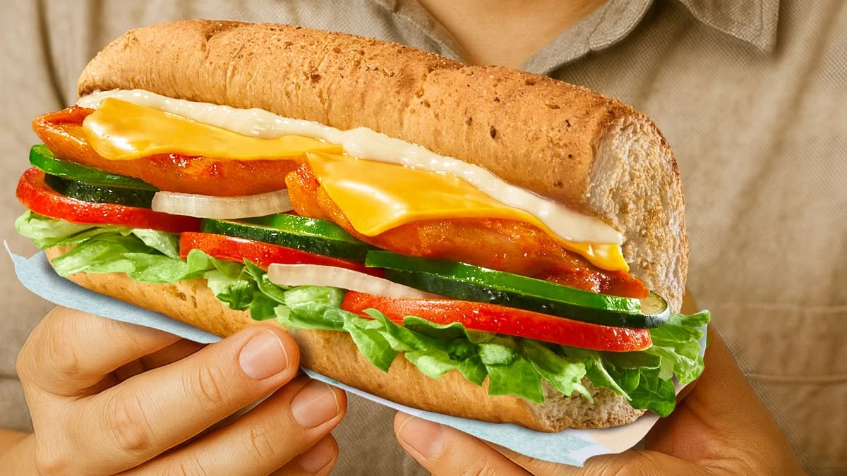 原料違規竟扯「海運停賣說」！SUBWAY認了溝通瑕疵　6大聲明向消費者致歉