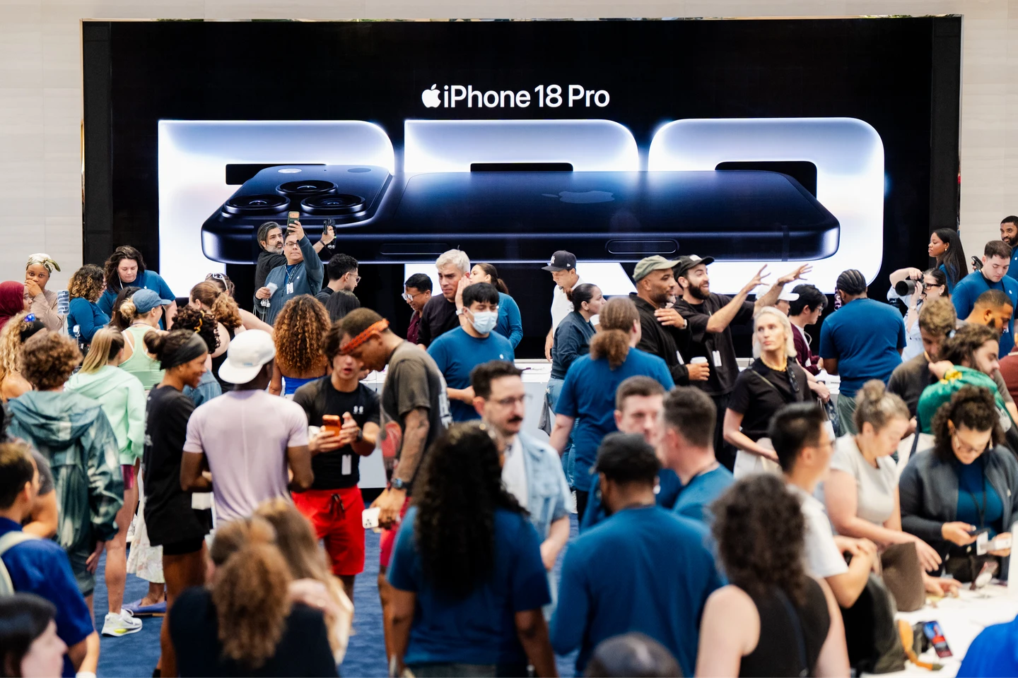蘋果拆分iPhone 18發表策略奏效！　分析師指部分果粉轉買Pro機型