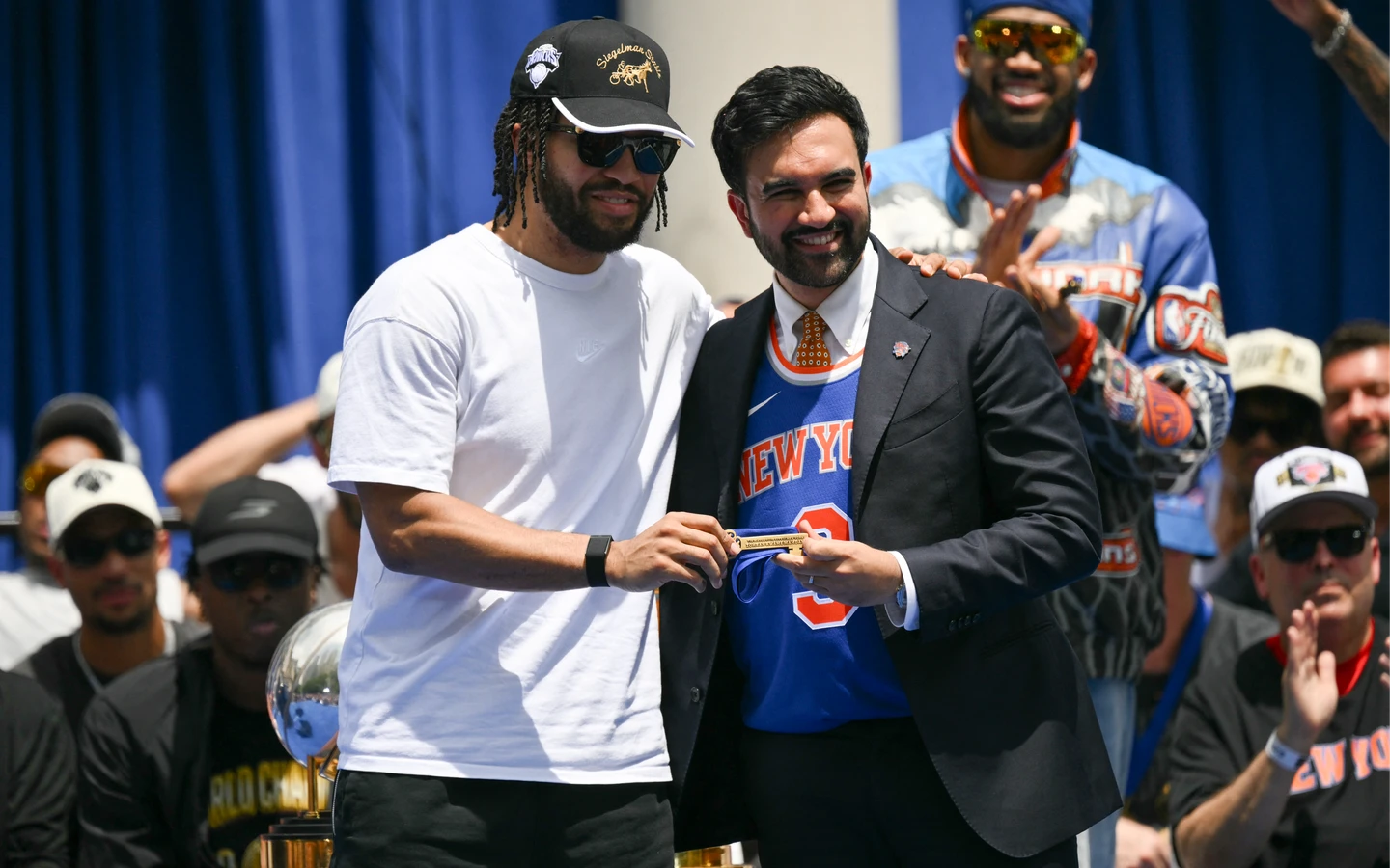 NBA｜「兄弟，我真沒有2000美元」！紐約市長怨尼克開幕戰門票貴到爆