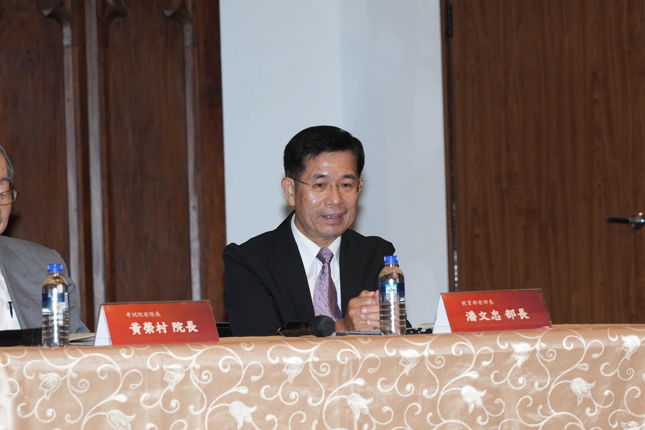 前教長潘文忠籲關注人才永續　不該只是普發1萬！應投資教育
