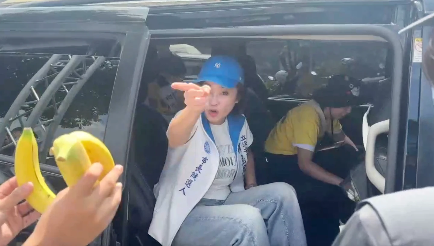 柯志恩到旗山不吃旗山香蕉！笑回要吃「屏東香蕉」　賴瑞隆回嗆：來旗山一定吃這味