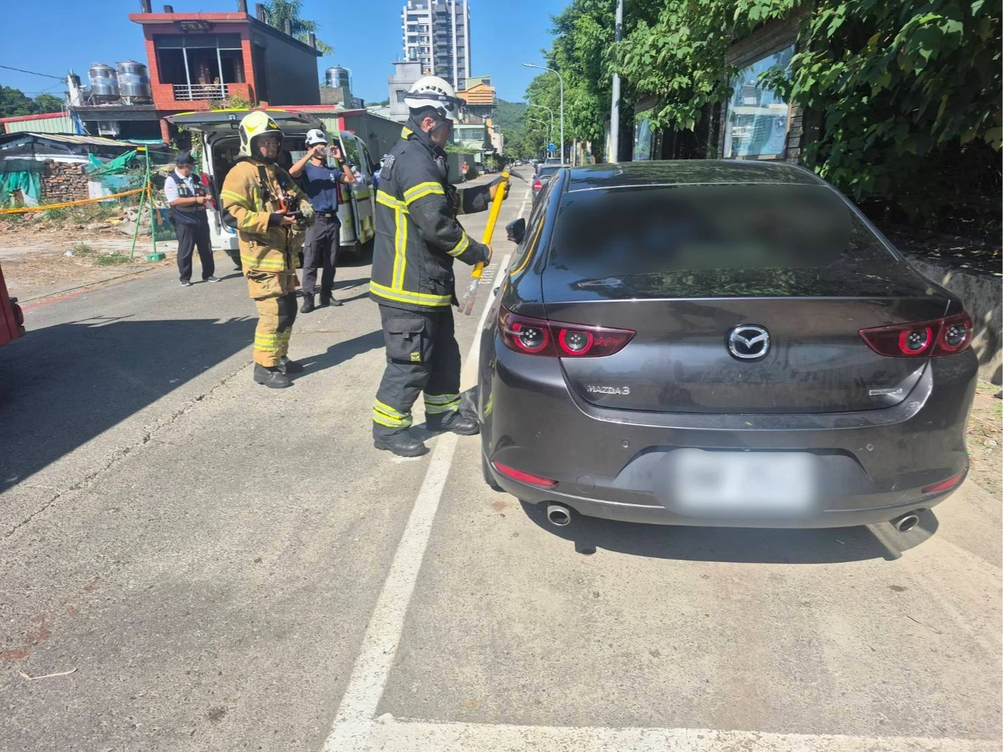 高雄情侶失聯多日！警方循車找到左營停車格　破窗驚見2人已亡