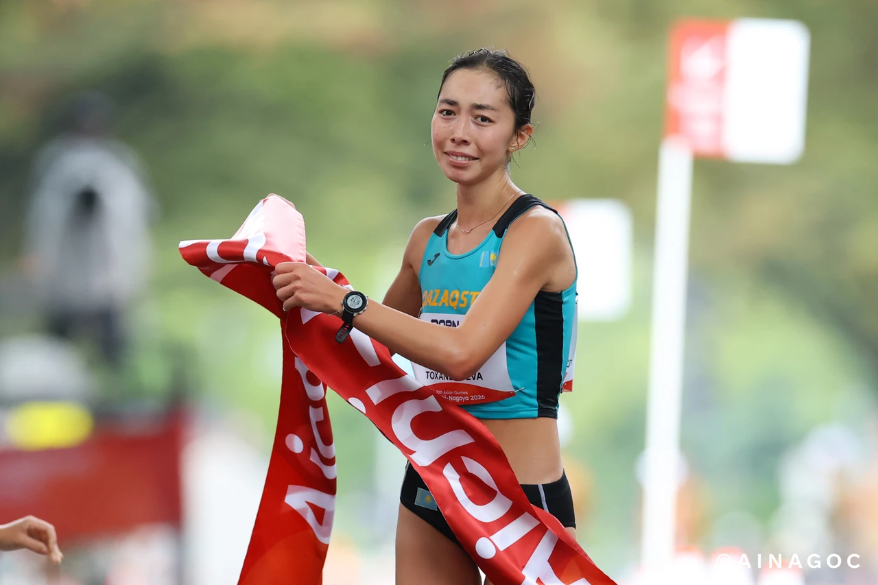 亞運｜「跑鞋違規」金牌飛了！哈薩克女將馬拉松競走率先衝線卻判失格