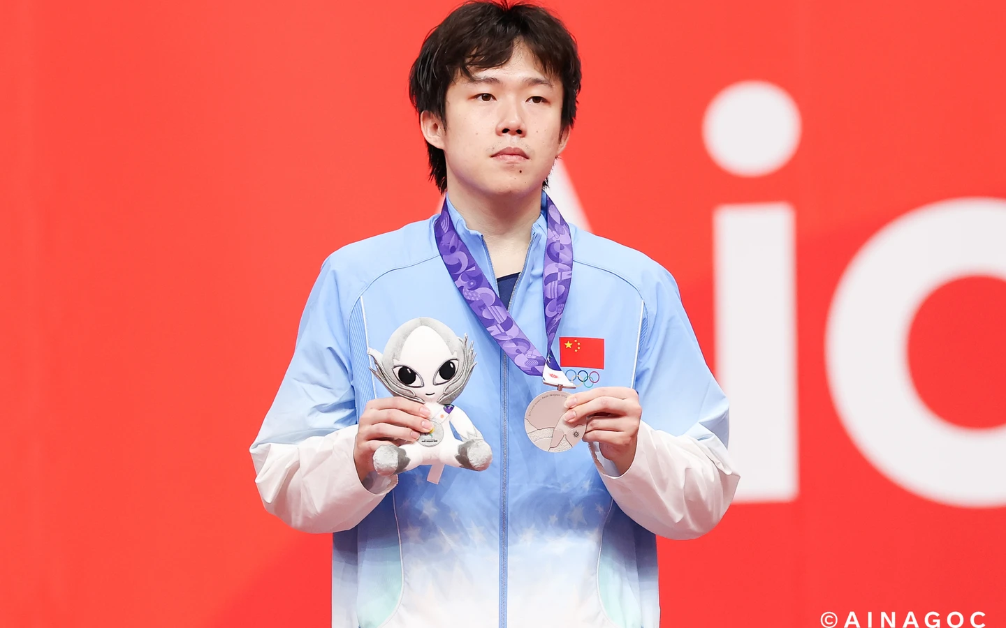亞運｜桌球球王「支援收銀」！王楚欽一金未得　自嘆：找不回以前打球感覺