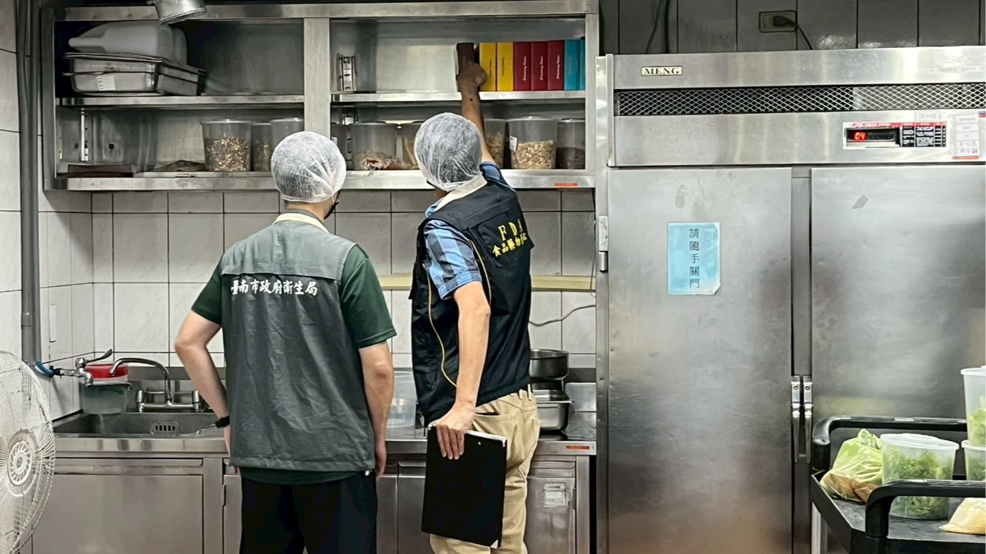 星級飯店出包！台糖長榮從金箔到火腿6食材過期　耐斯王子也挨罰