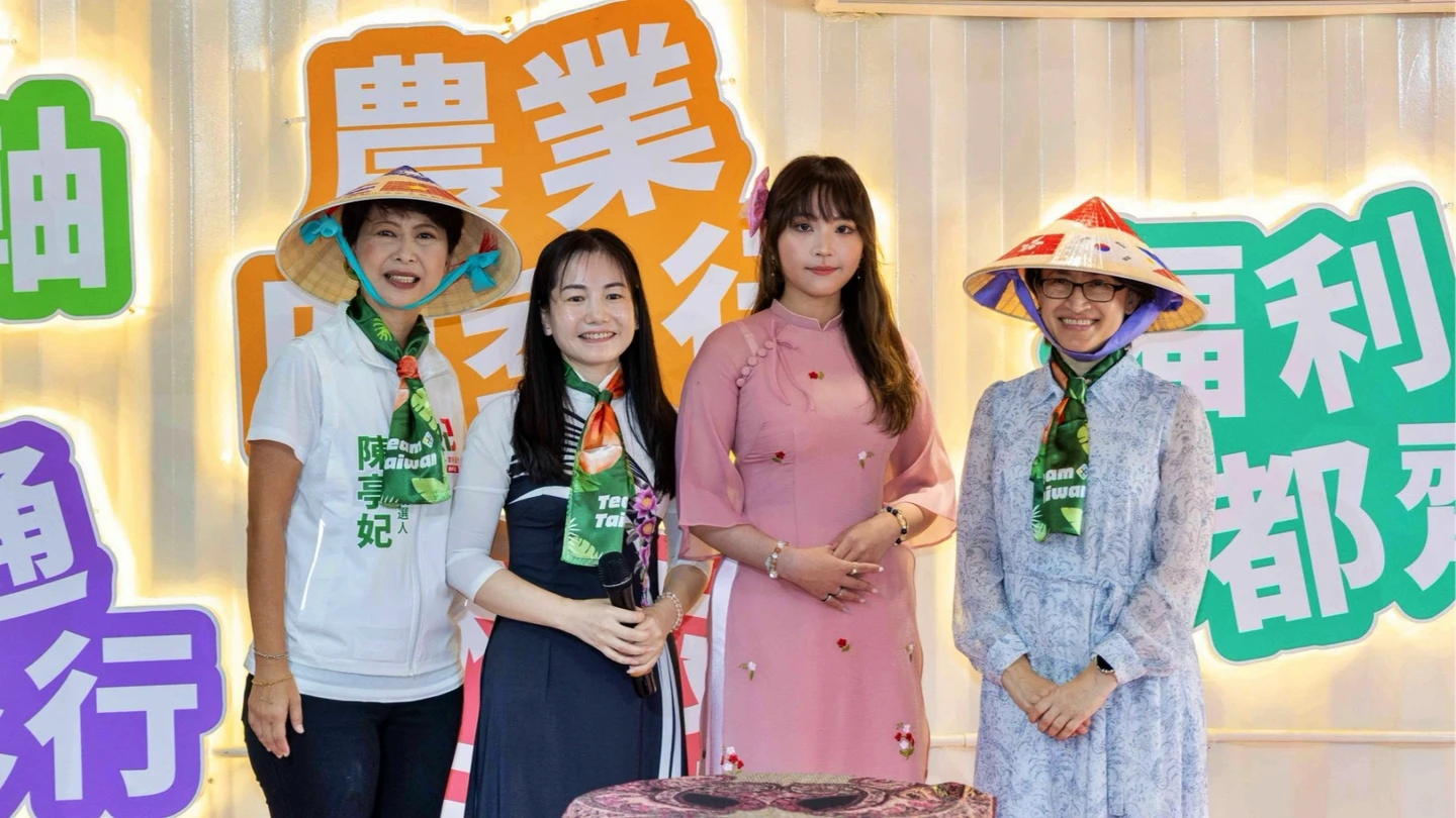 戰貓返鄉助陣！蕭美琴合體陳亭妃做異國點心　力挺新住民三部曲