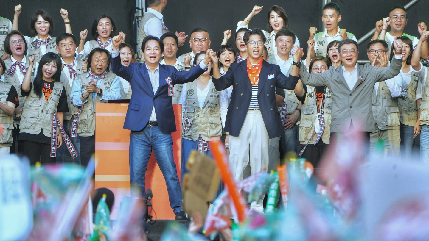「洋流當然往市府方向流」沈伯洋請船員拉票！　親唱競選曲