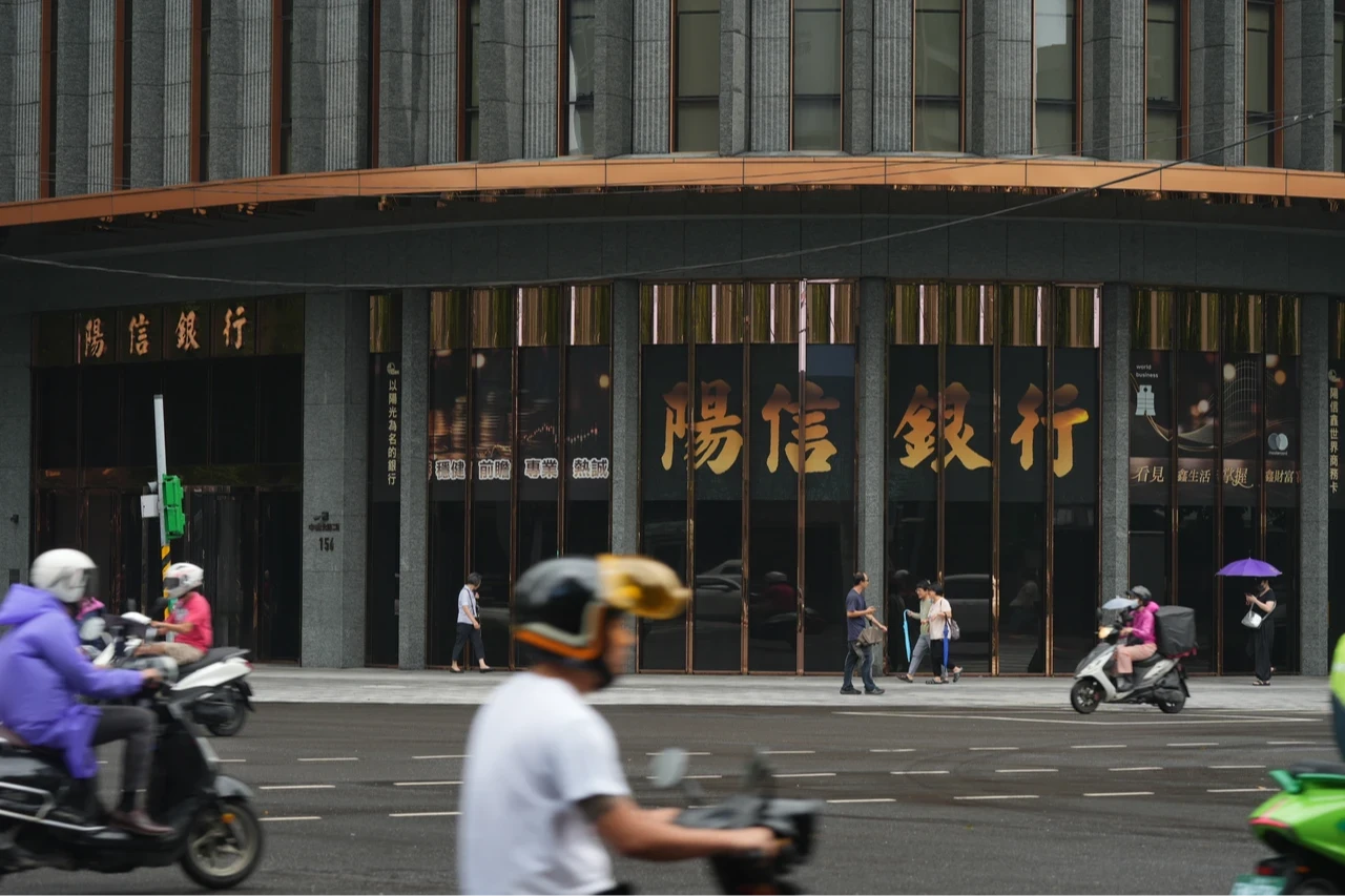 陽信銀行爆內鬼！涉助詐貸2.5億　「婚紗教父」、女經理遭搜索約談