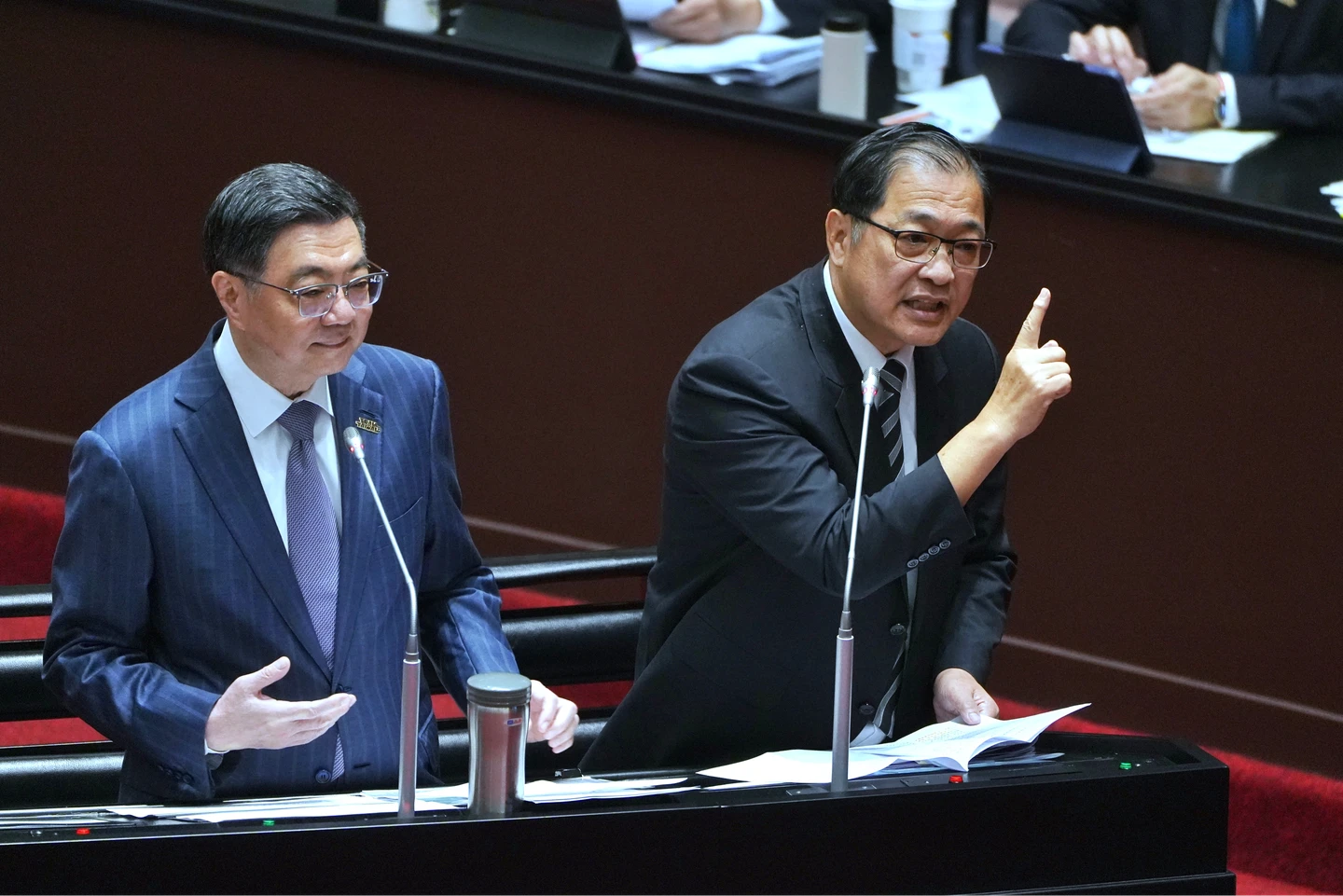 乾麵、烤乳豬算賄選？法務部長釋疑「30元是偵查門檻」：關鍵在對價關係