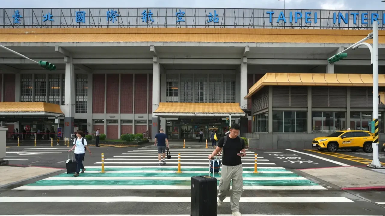 松山機場遷建改成AI園區　童子賢：首都應該要具備中小型航空交通基地不贊成遷走