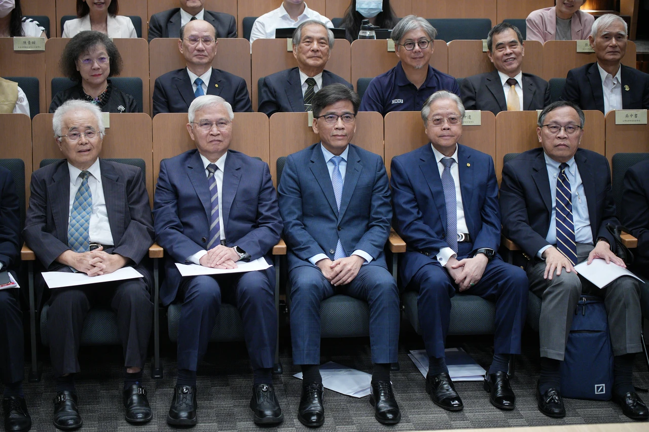 「台灣金融教母」侯金英紀念論壇　楊金龍、彭金隆齊聚緬懷一代典範