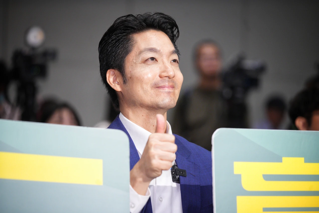 林俊憲喊同情沒政見！蔣萬安反嗆「不要再說我背稿」：很多政績信手拈來