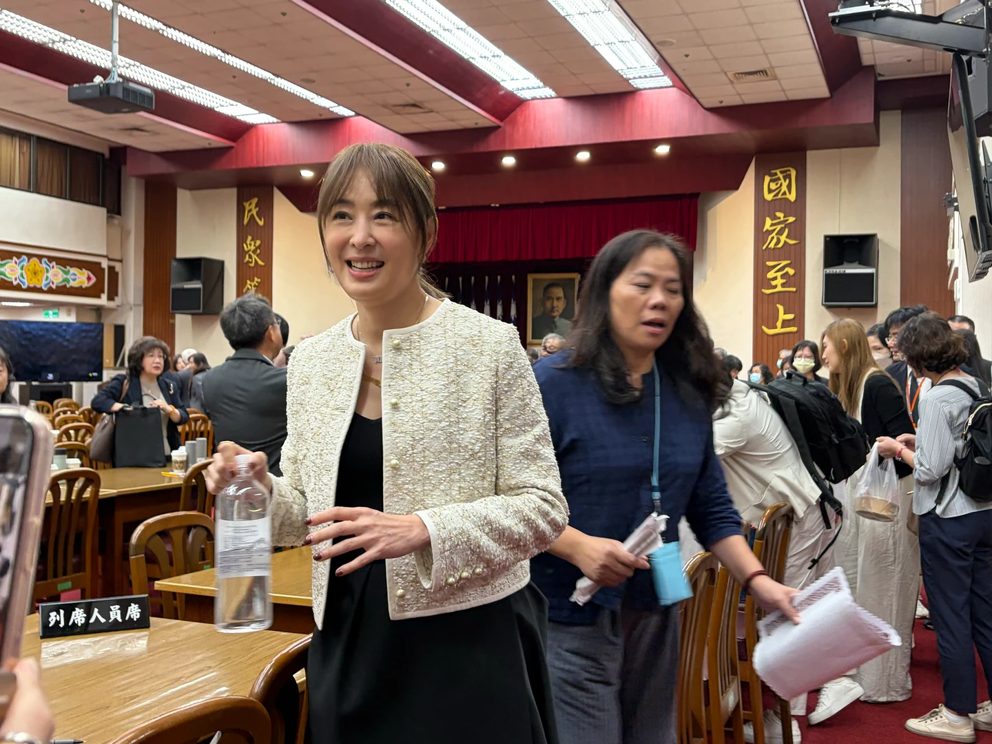 遭女立委指點穿著「應純樸」　101董座賈永婕：不委屈但錯愕