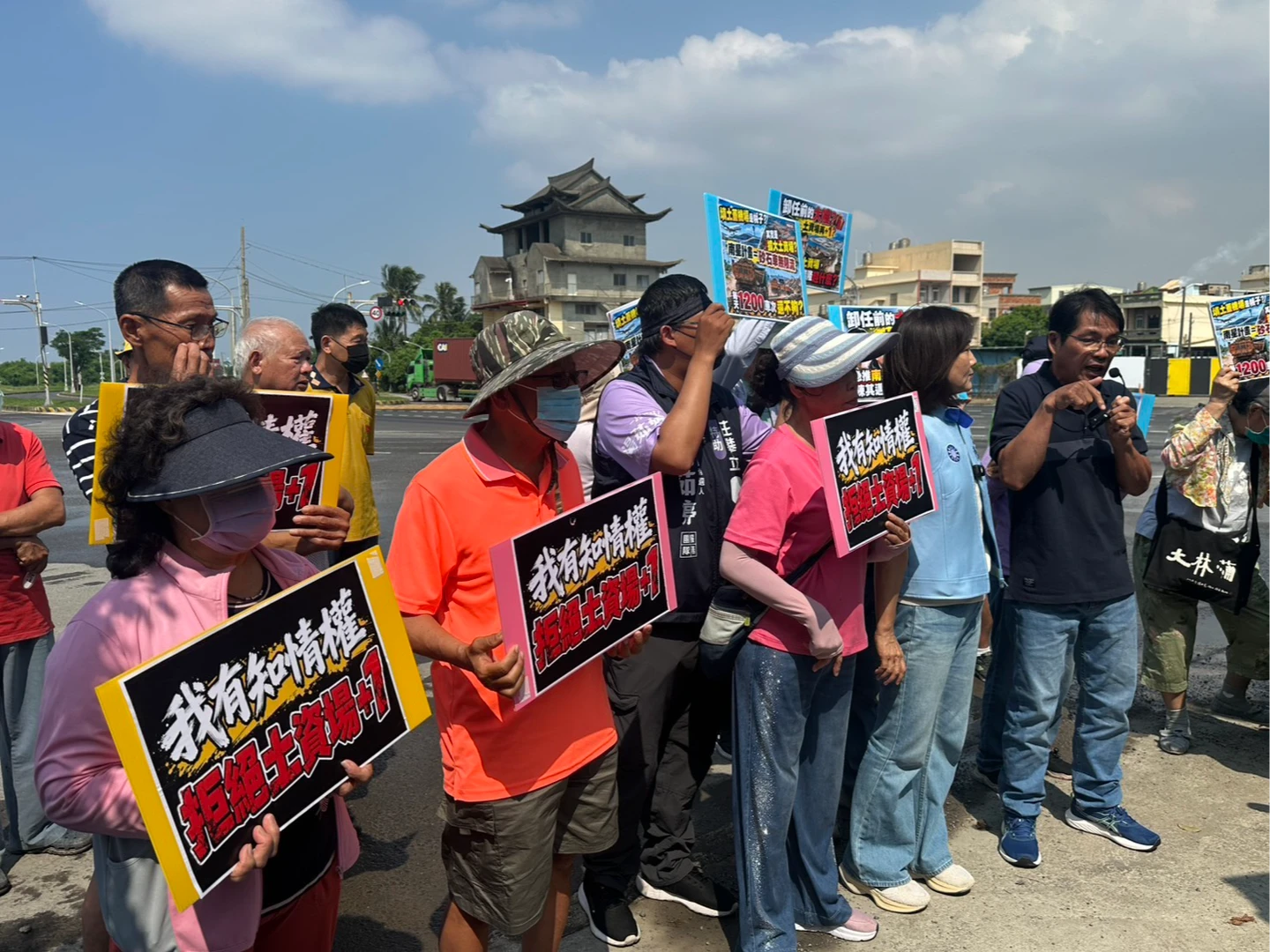 高雄南星居民怒了！每日千次砂石車進出又擬增土資場　陳其邁遭疑卸任前急推回應了