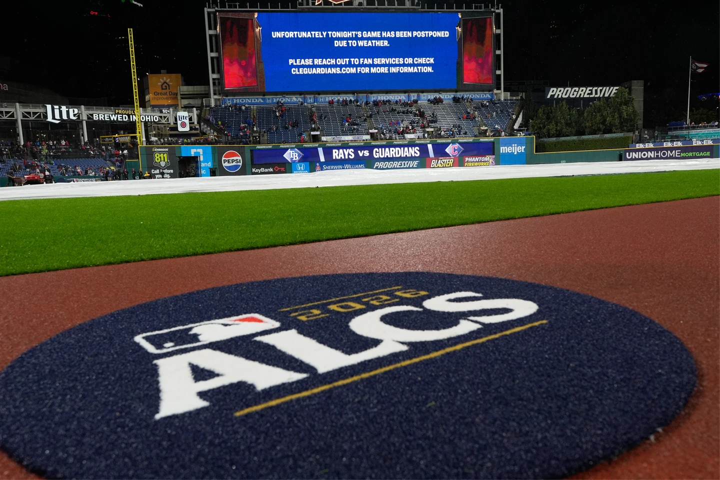MLB｜美聯冠軍賽G3因雨延賽　取消休兵日新賽程將打4連戰