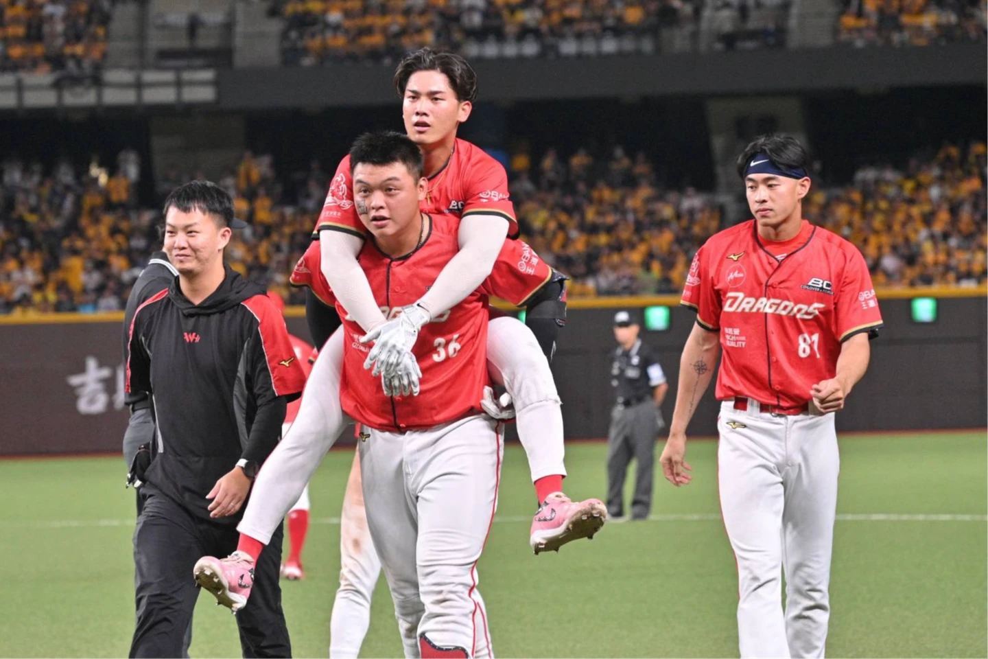 中職｜失誤後將功折罪開轟當英雄　曾聖安賽後分享與林智勝的談話內容