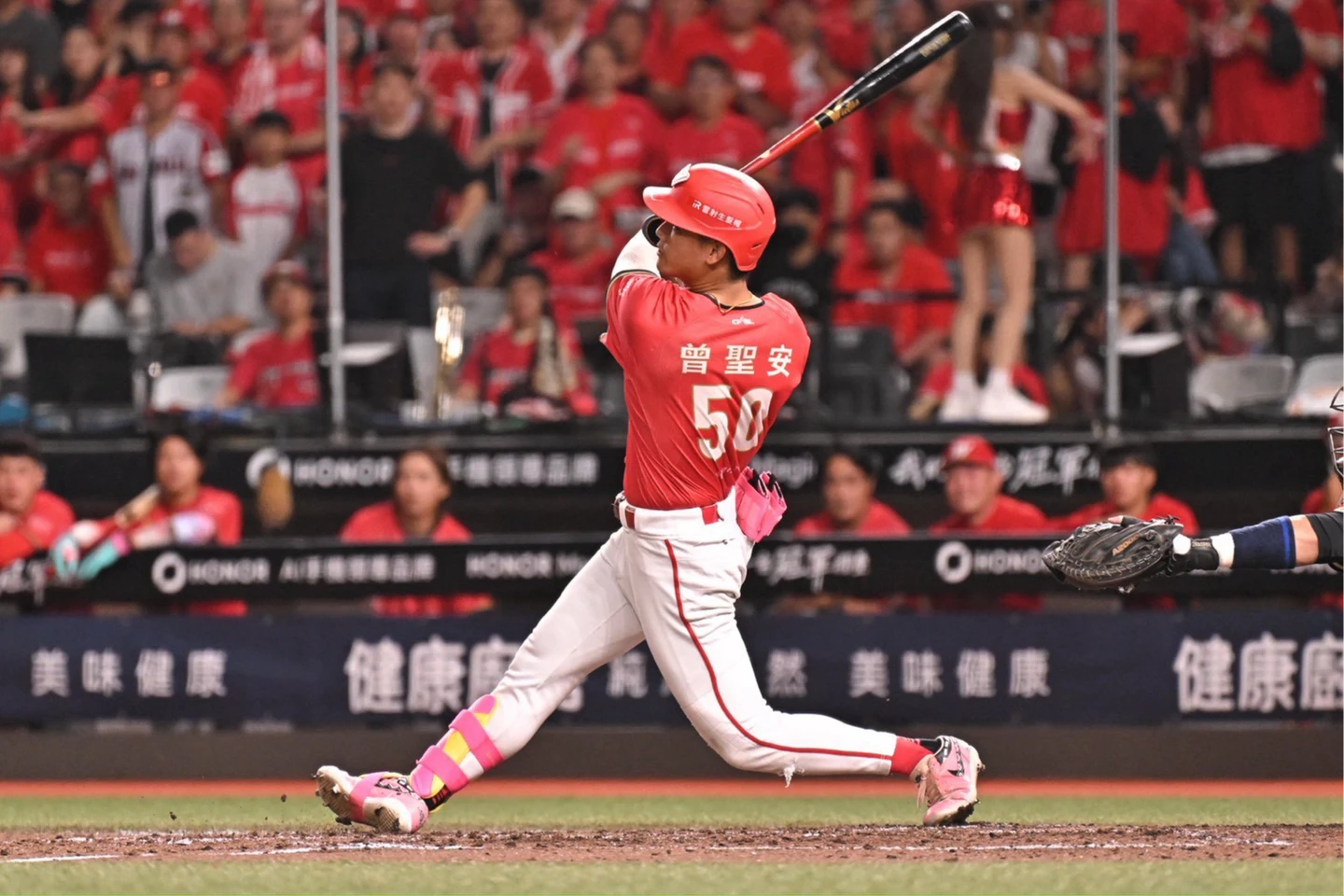 不斷更新｜曾聖安5局下炸裂3分砲　G2味全3比1反超兄弟