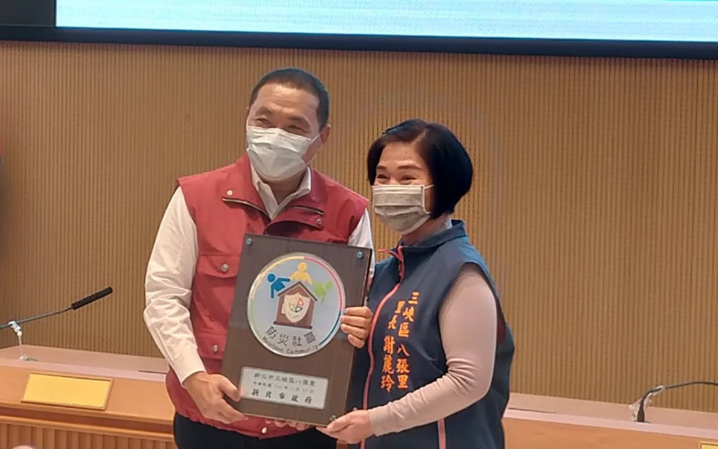 新北6連霸女里長涉「搓圓仔湯」！1條件託人勸退對手　慘被羈押起訴