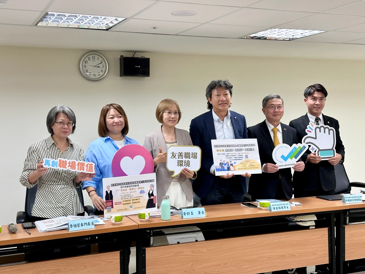勞動部「旅宿業中高齡就業指引」更新　部分工時勞工納入重點