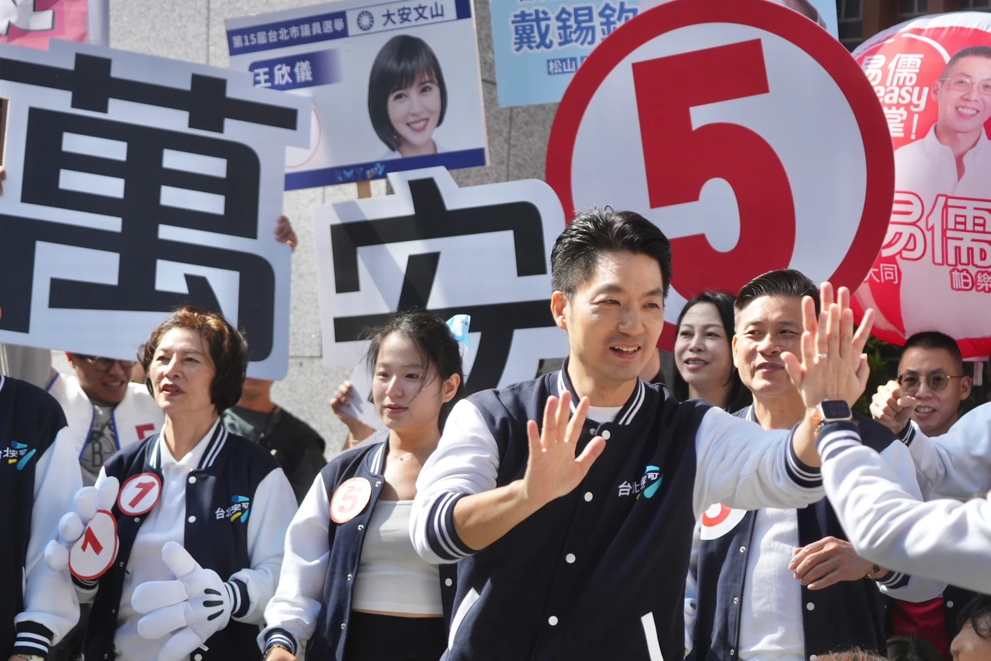 代表蔣萬安抽籤！首投族Yakira大讚改變有感　投票日生日「許願高票連任」
