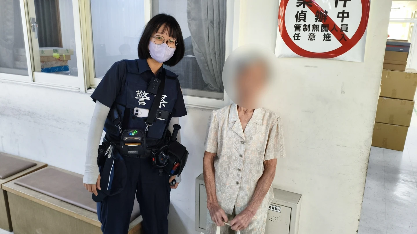 不起眼掛飾成回家關鍵！台中93歲失智嬤迷航　細心警揪出「救命手鍊」助團圓
