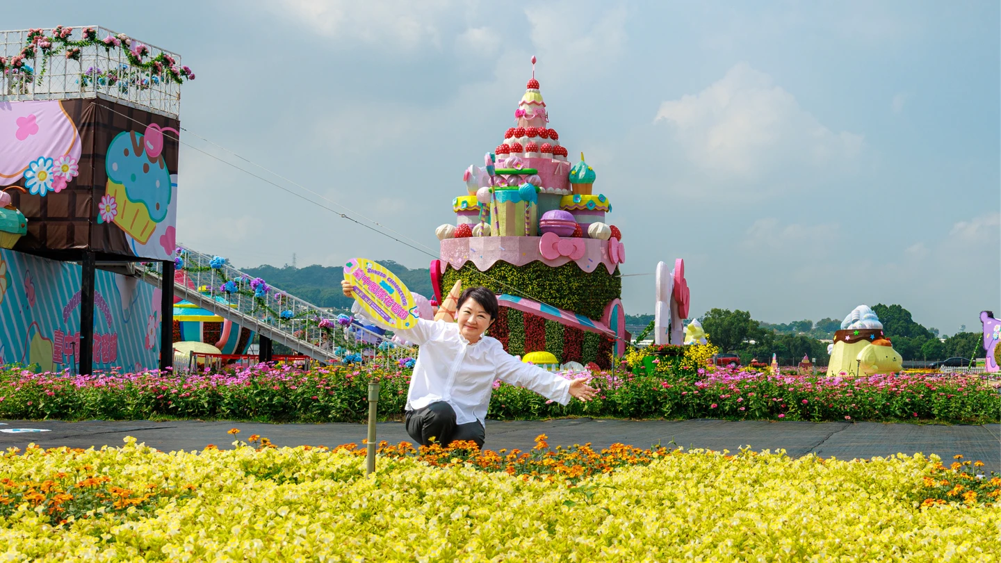台中花毯節明開園！11萬株花海炸開　「三麗鷗7大明星」一次收集