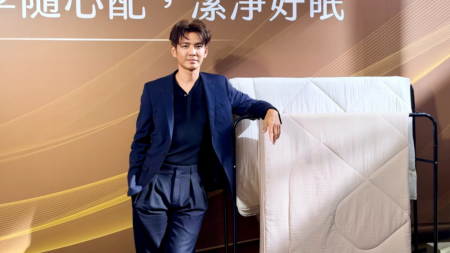 鍾漢良來台現身全聯！私心最愛1商品「有專屬小太陽」　男神寢具1.7折帶回家