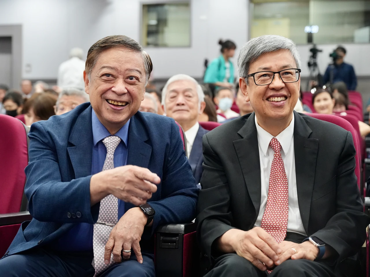 被醫界耽誤的補教名師！消化權威林肇堂抗癌逆轉　笑無緣選市長