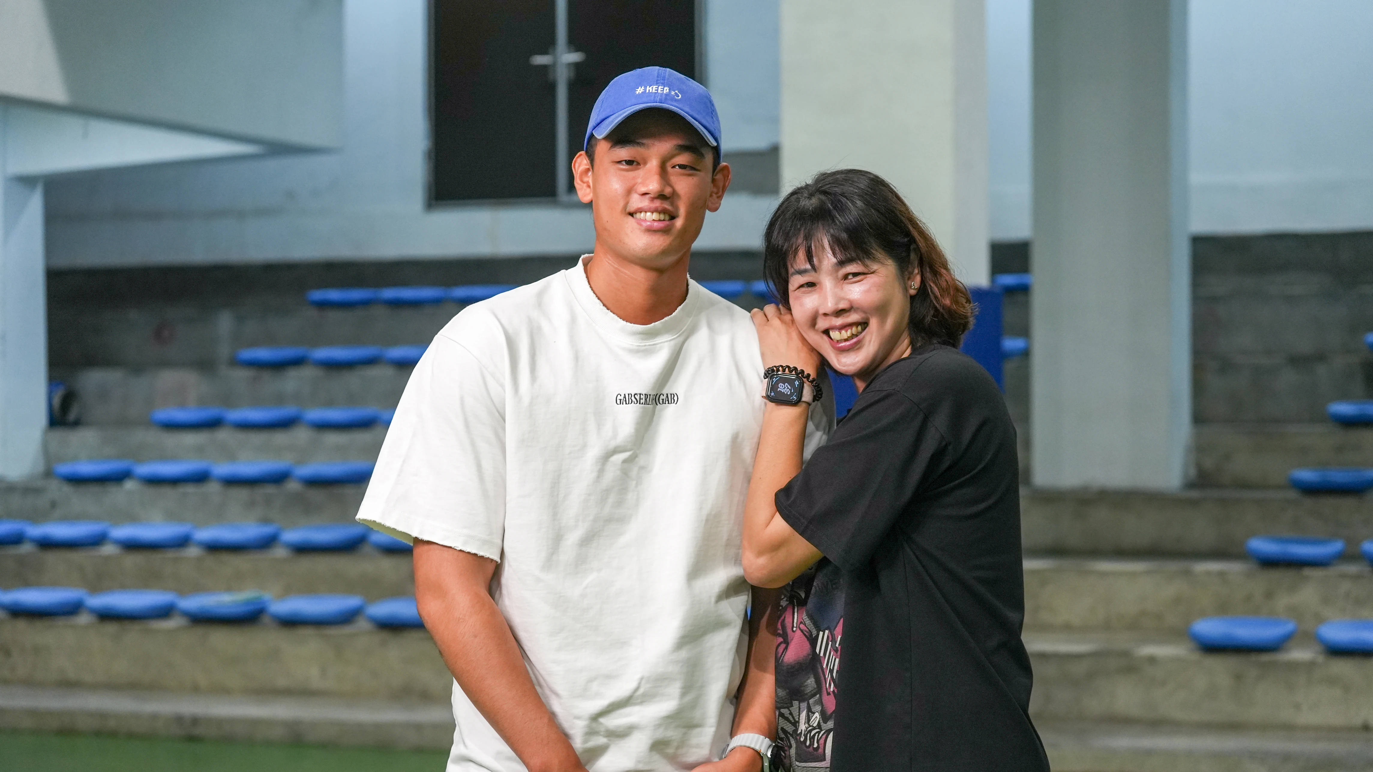 從最怕鐵門聲到最強後盾！曹祐齊揭秘女強人媽：她不懂棒球卻最懂我