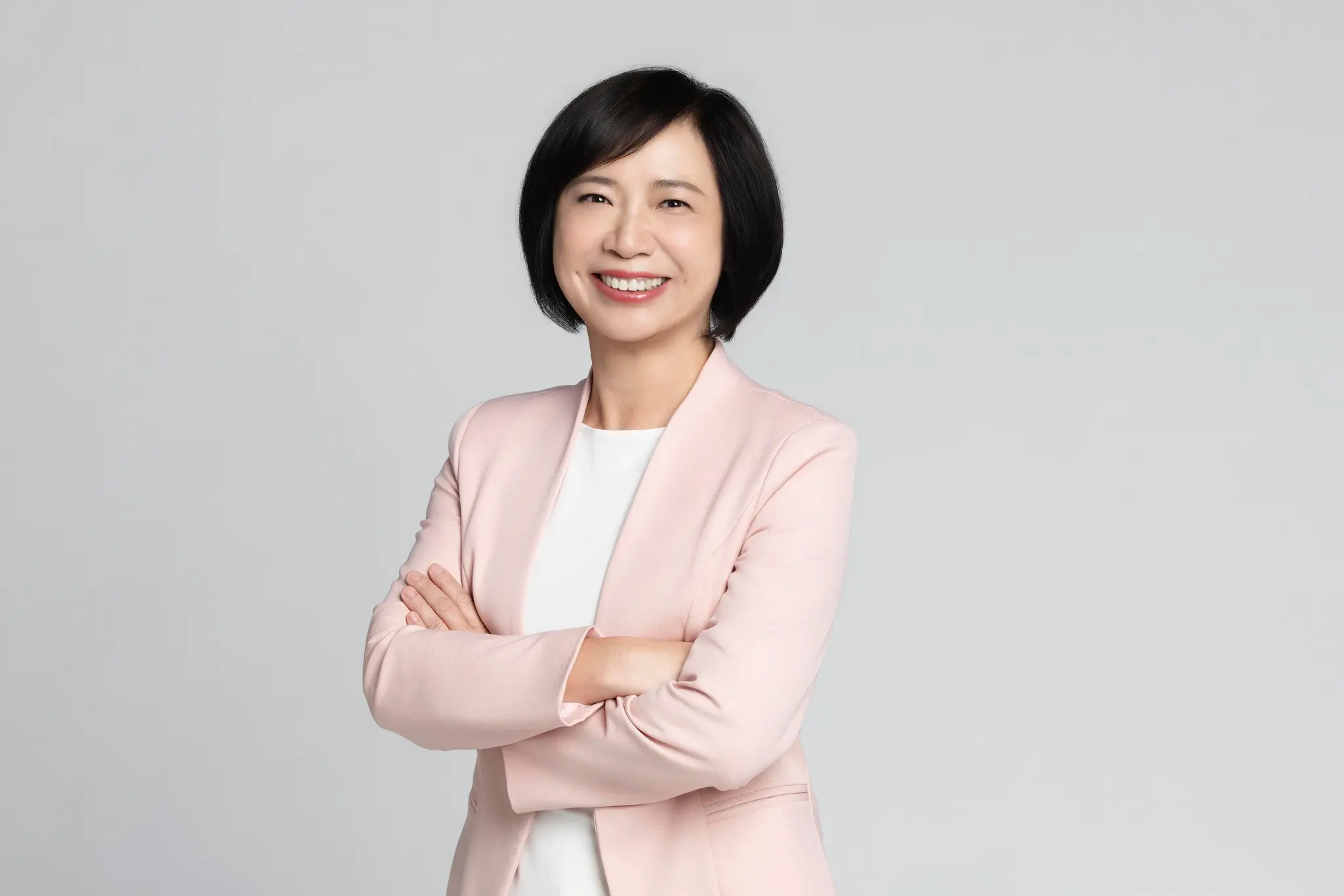 何欣純